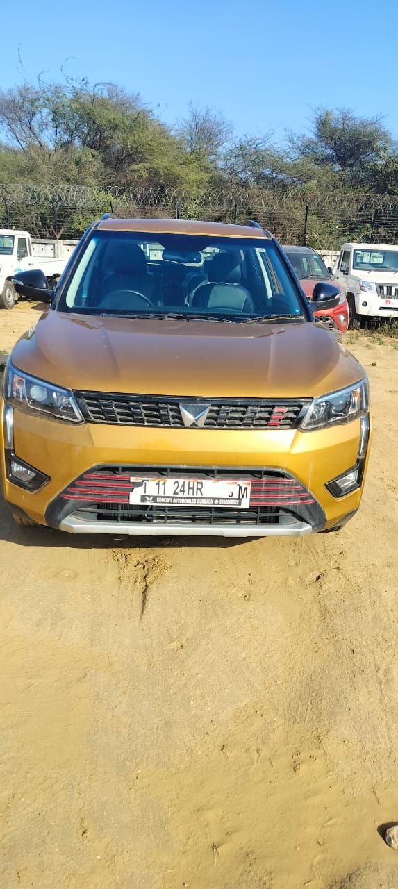 Used 2023 Mahindra XUV300 Used 2023 Mahindra XUV300