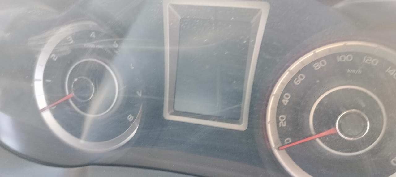 Used 2023 Mahindra XUV300 Used 2023 Mahindra XUV300