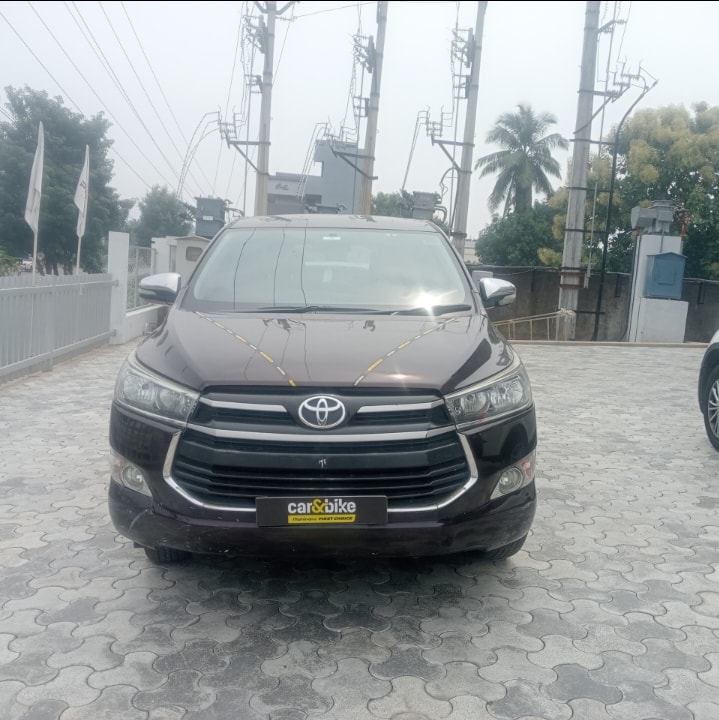 Used 2017 Toyota Innova Crysta Used 2017 Toyota Innova Crysta