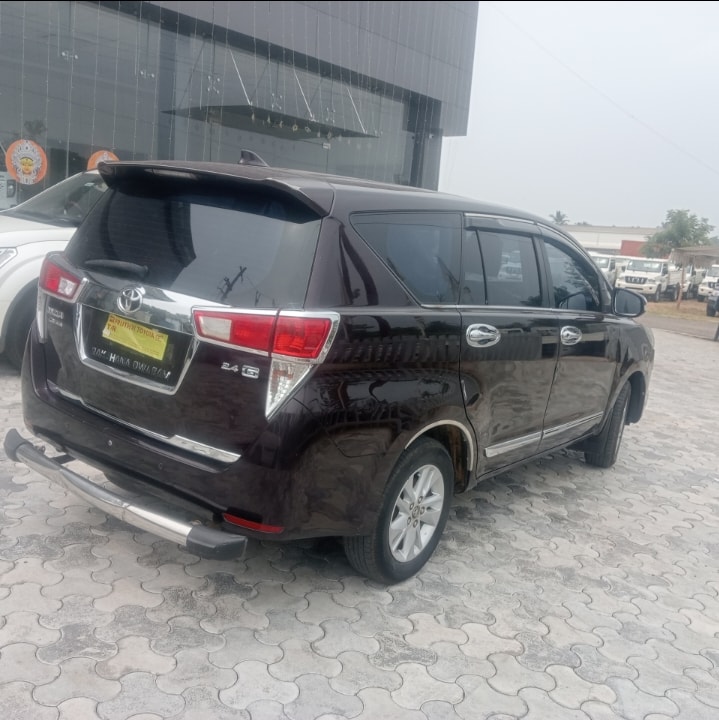 Used 2017 Toyota Innova Crysta Used 2017 Toyota Innova Crysta