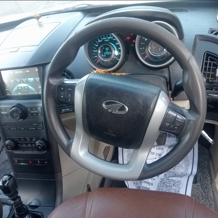 Used 2017 Mahindra XUV500 Used 2017 Mahindra XUV500