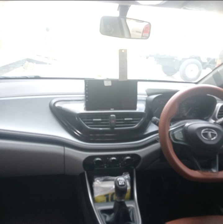 Used 2021 Tata Altroz Used 2021 Tata Altroz