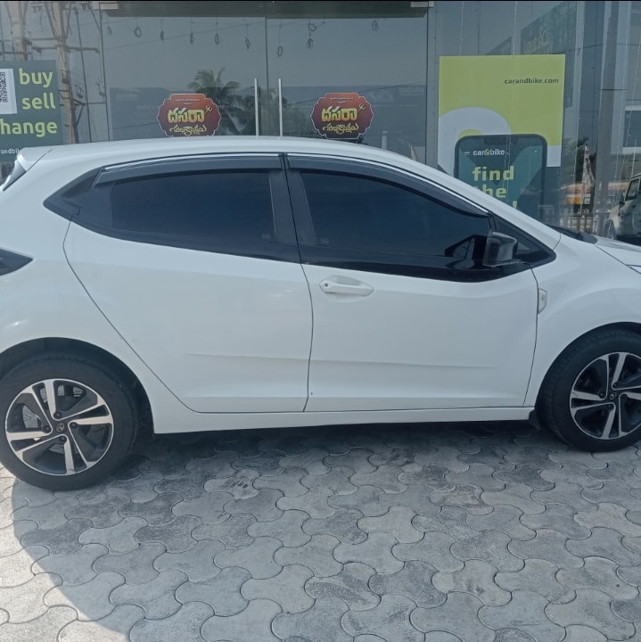 Used 2021 Tata Altroz Used 2021 Tata Altroz