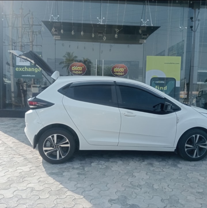 Used 2021 Tata Altroz Used 2021 Tata Altroz