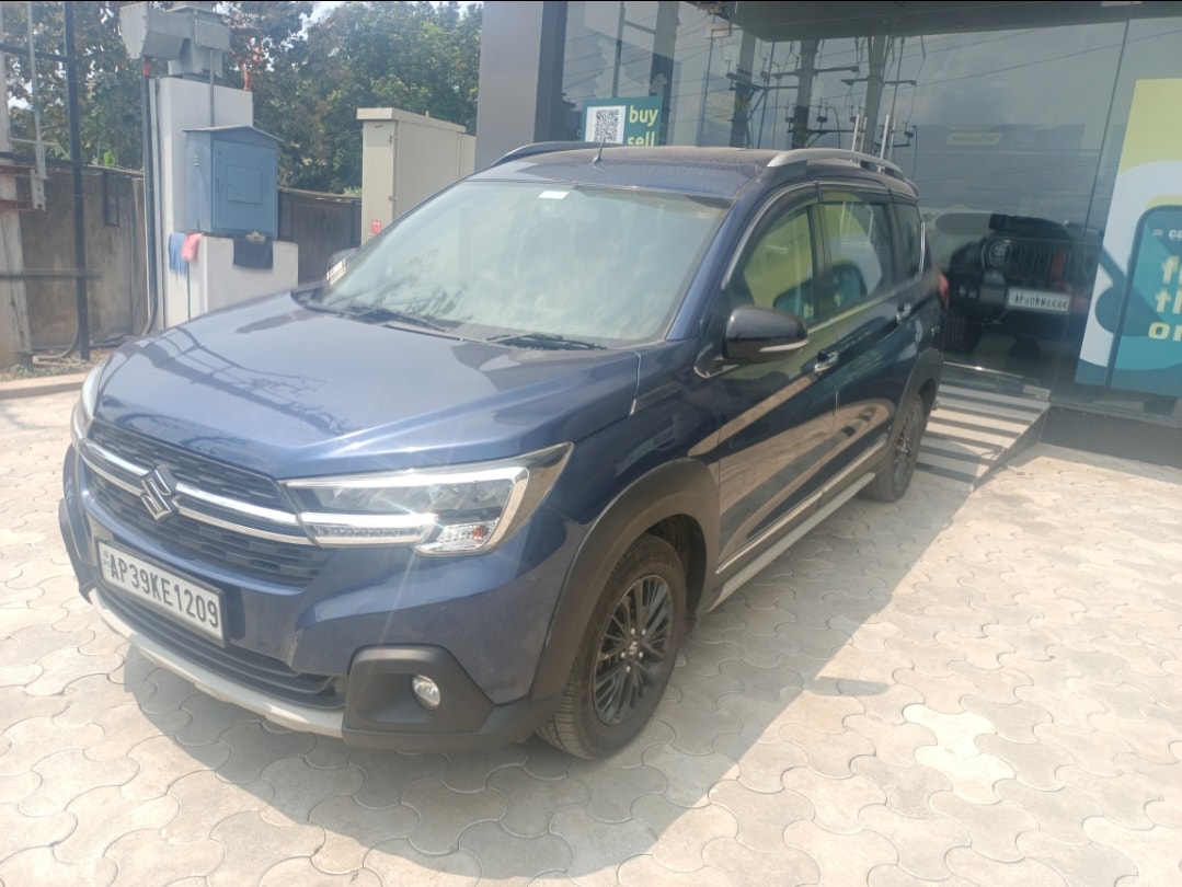 XL6 image 7 XL6 image 7