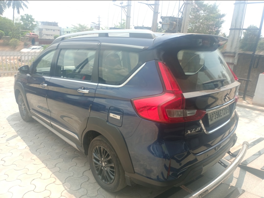 XL6 image 3 XL6 image 3