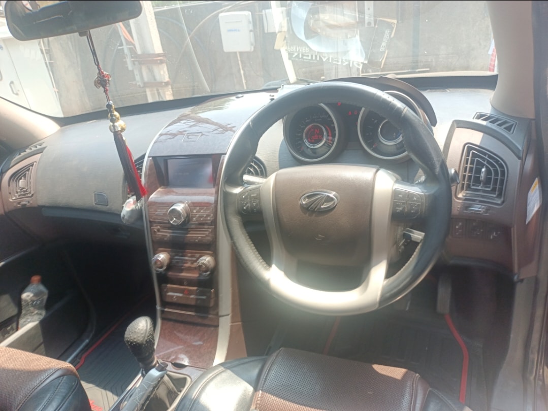 XUV500 image 12 XUV500 image 12