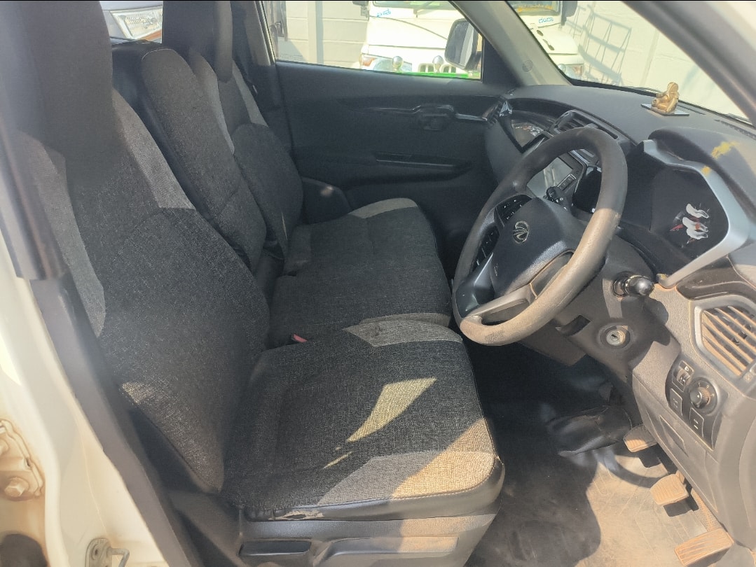 KUV100 image 12 KUV100 image 12