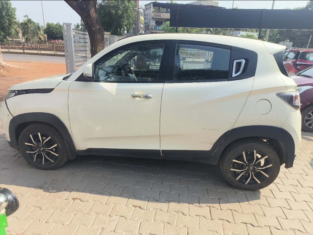 KUV100 image 2 KUV100 image 2