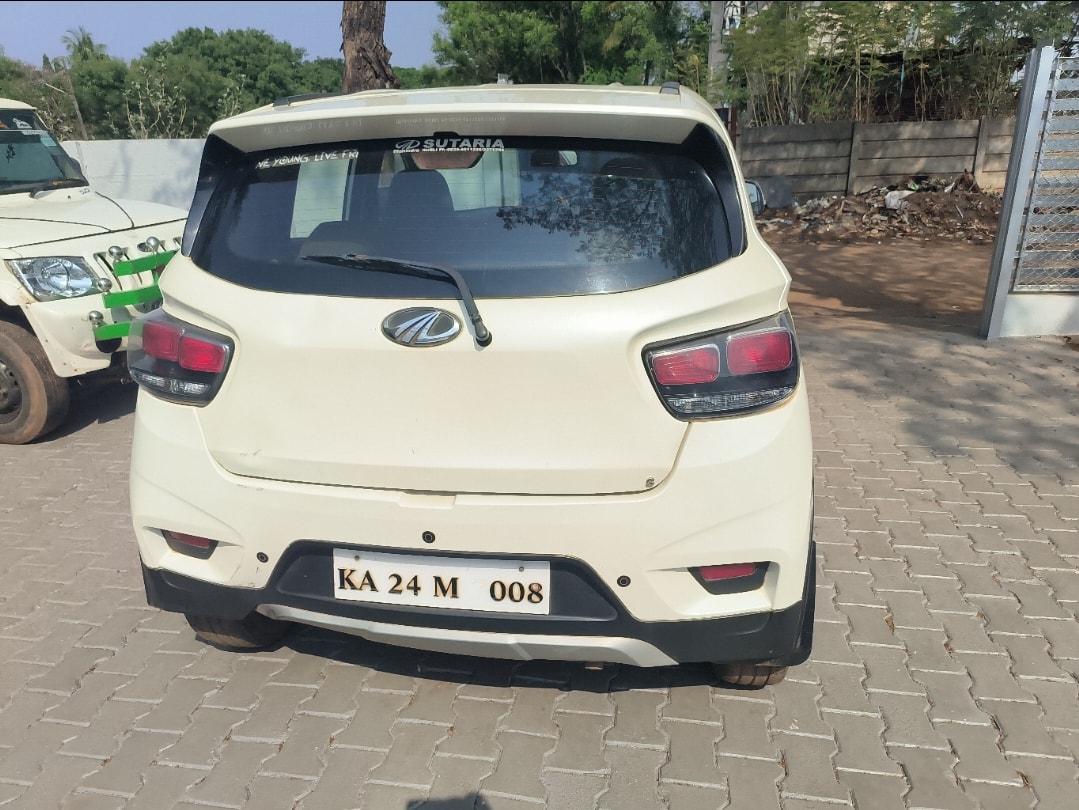 KUV100 image 4 KUV100 image 4