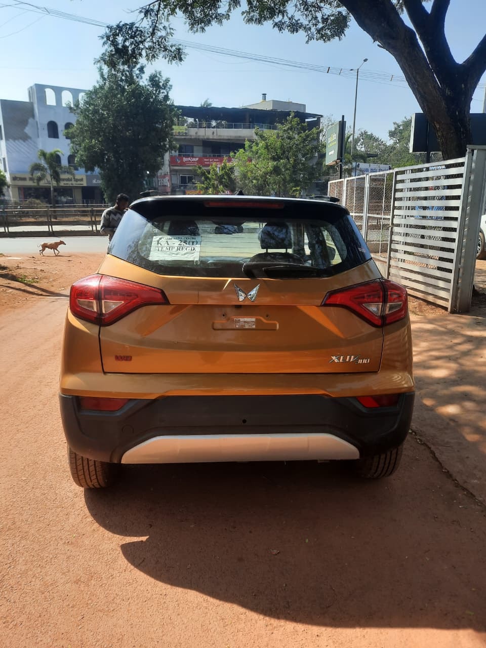 XUV300 image 4 XUV300 image 4