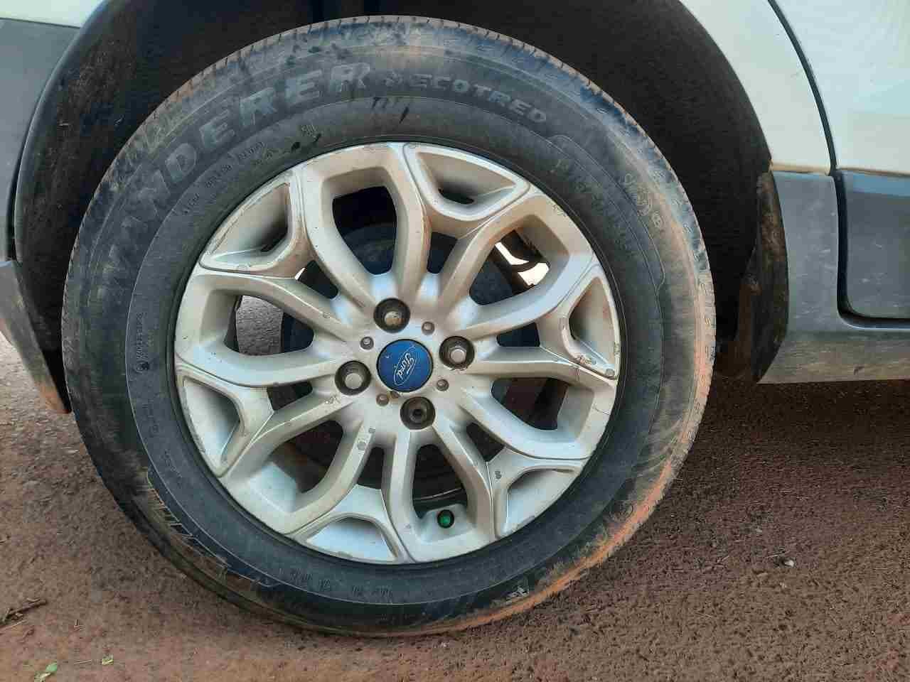 EcoSport image 9 EcoSport image 9