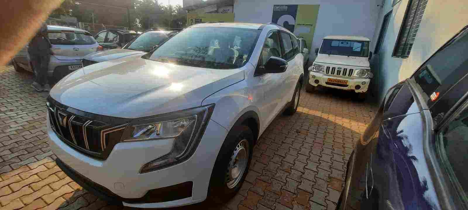Used 2024 Mahindra XUV700 Used 2024 Mahindra XUV700