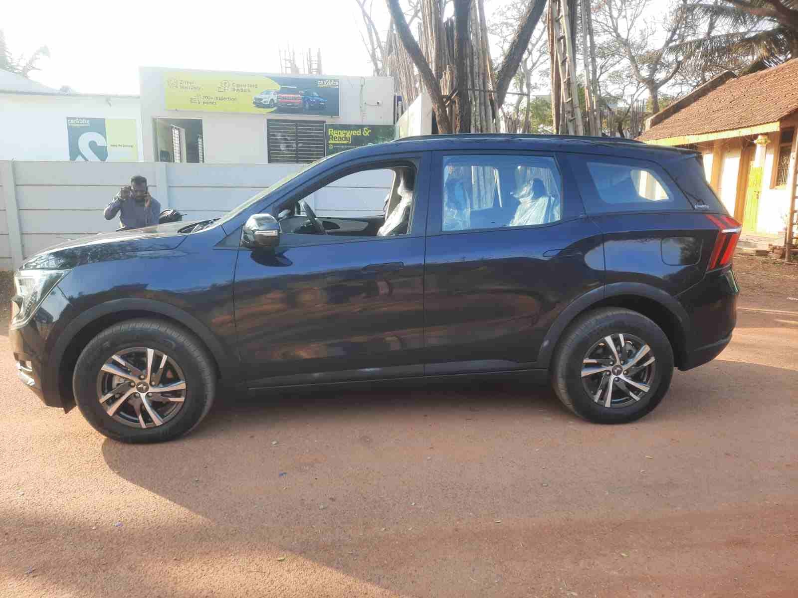 XUV700 image 2 XUV700 image 2