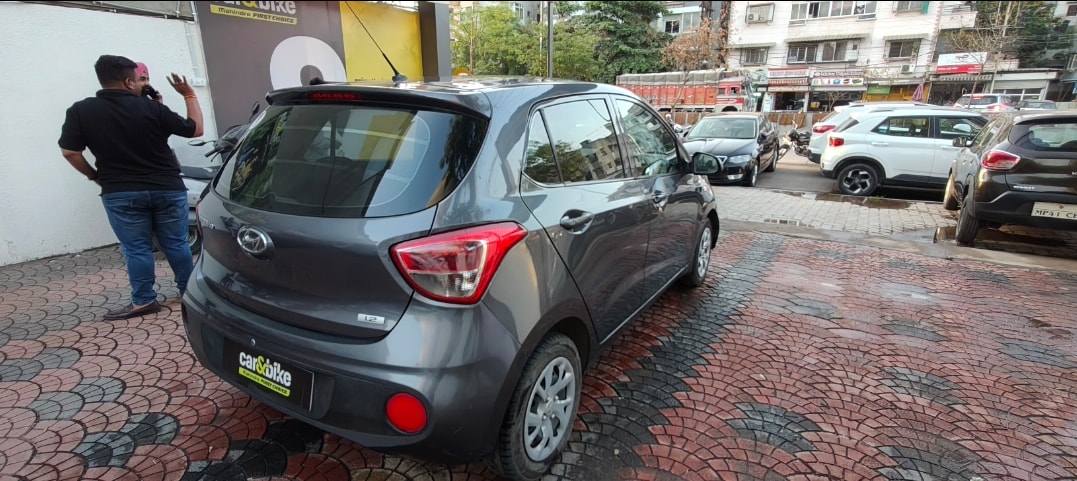 Used 2017 Hyundai Grand i10 Used 2017 Hyundai Grand i10