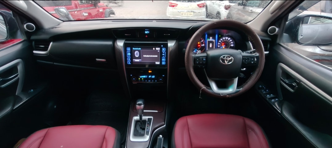 Used 2018 Toyota Fortuner Used 2018 Toyota Fortuner