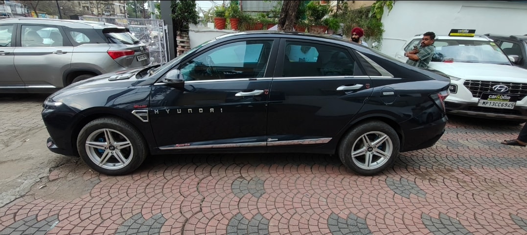 Used 2023 Hyundai Verna Used 2023 Hyundai Verna