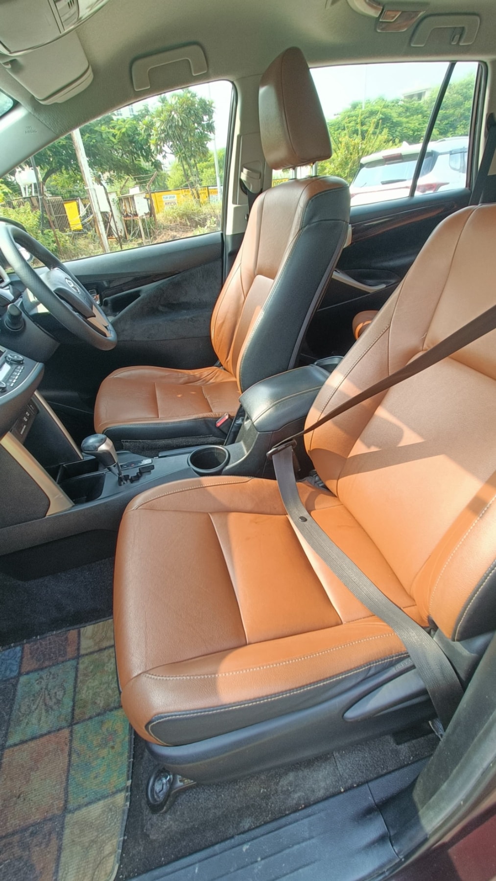 Used 2016 Toyota Innova Crysta Used 2016 Toyota Innova Crysta