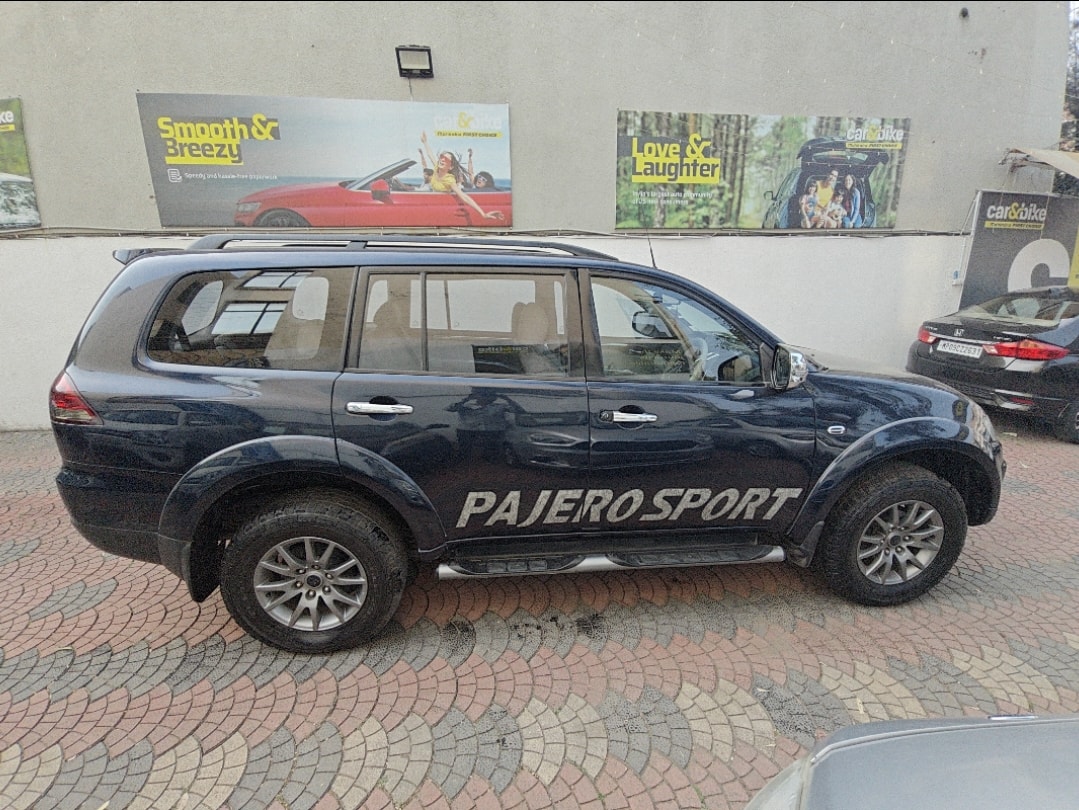 Pajero Sport image 5 Pajero Sport image 5
