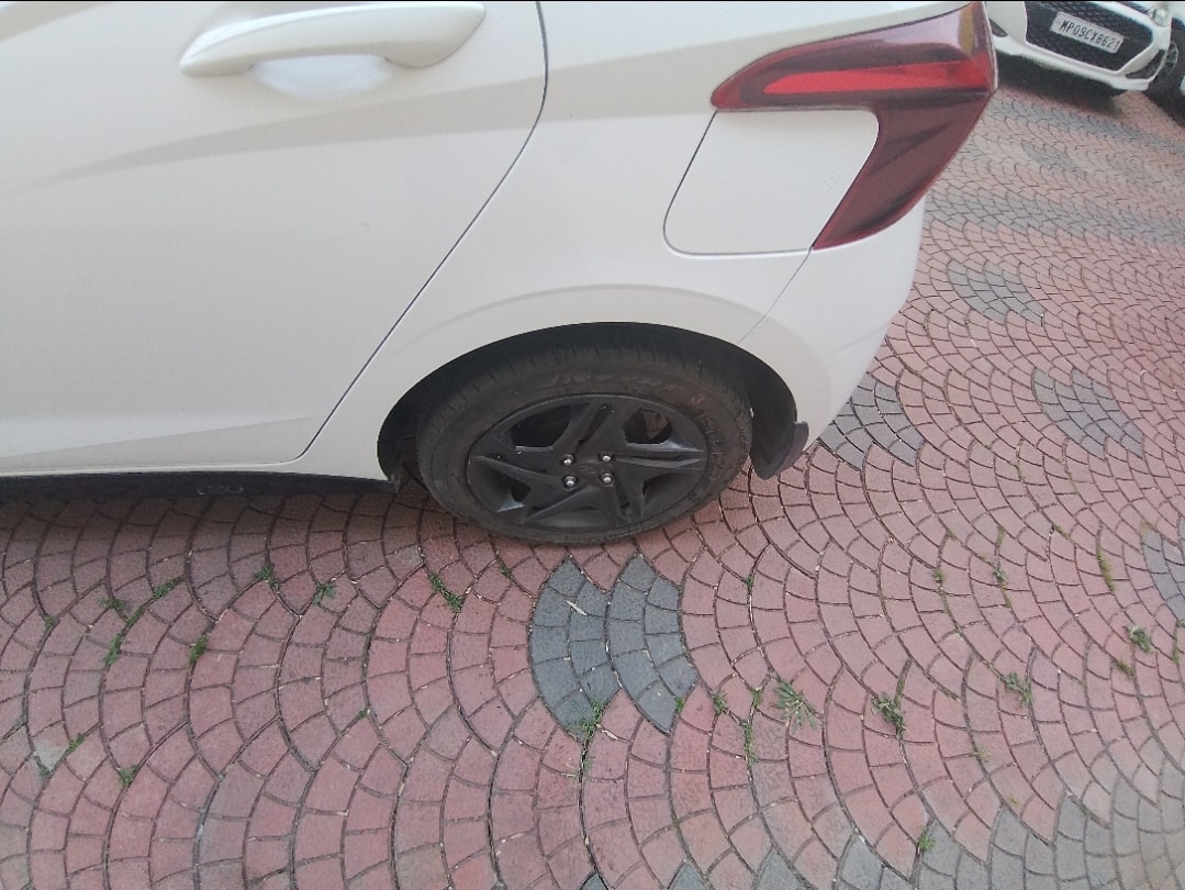 Elite i20 image 9 Elite i20 image 9