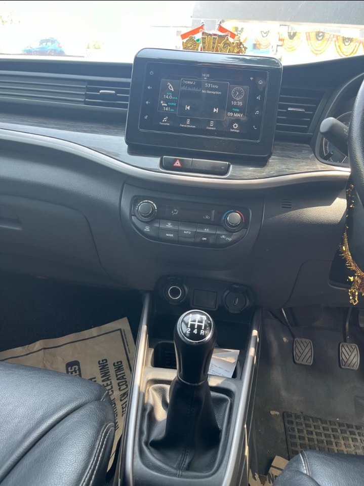 XL6 image 13 XL6 image 13