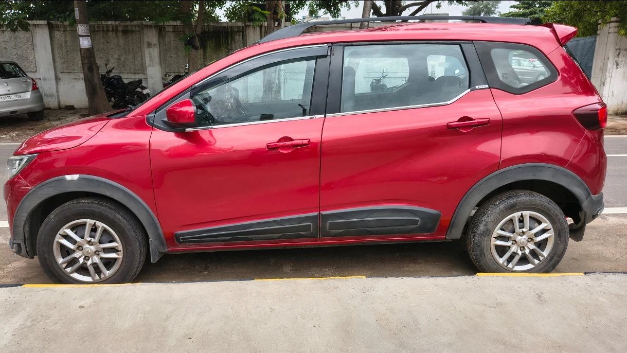 Used 2020 Renault Triber Used 2020 Renault Triber