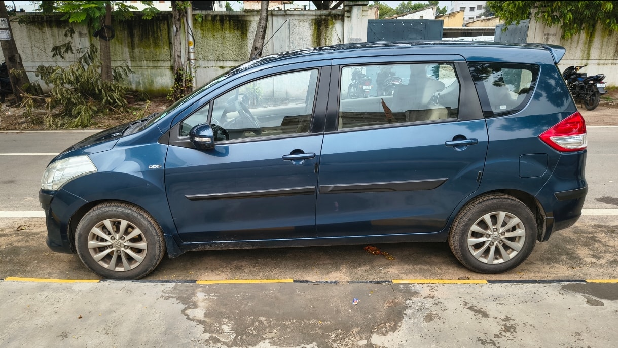 Ertiga image 1 Ertiga image 1