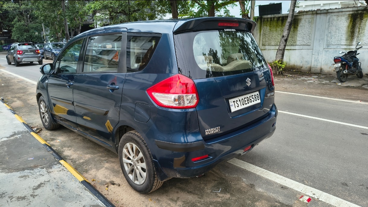 Ertiga image 2 Ertiga image 2