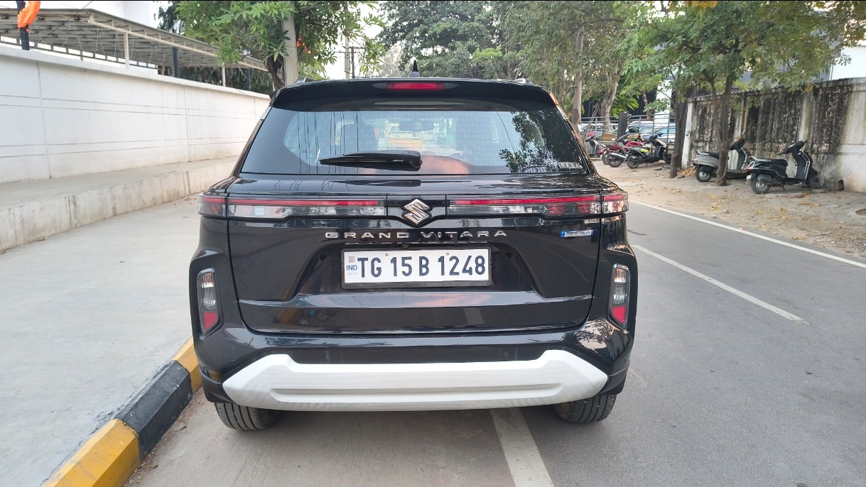 Grand Vitara image 2 Grand Vitara image 2