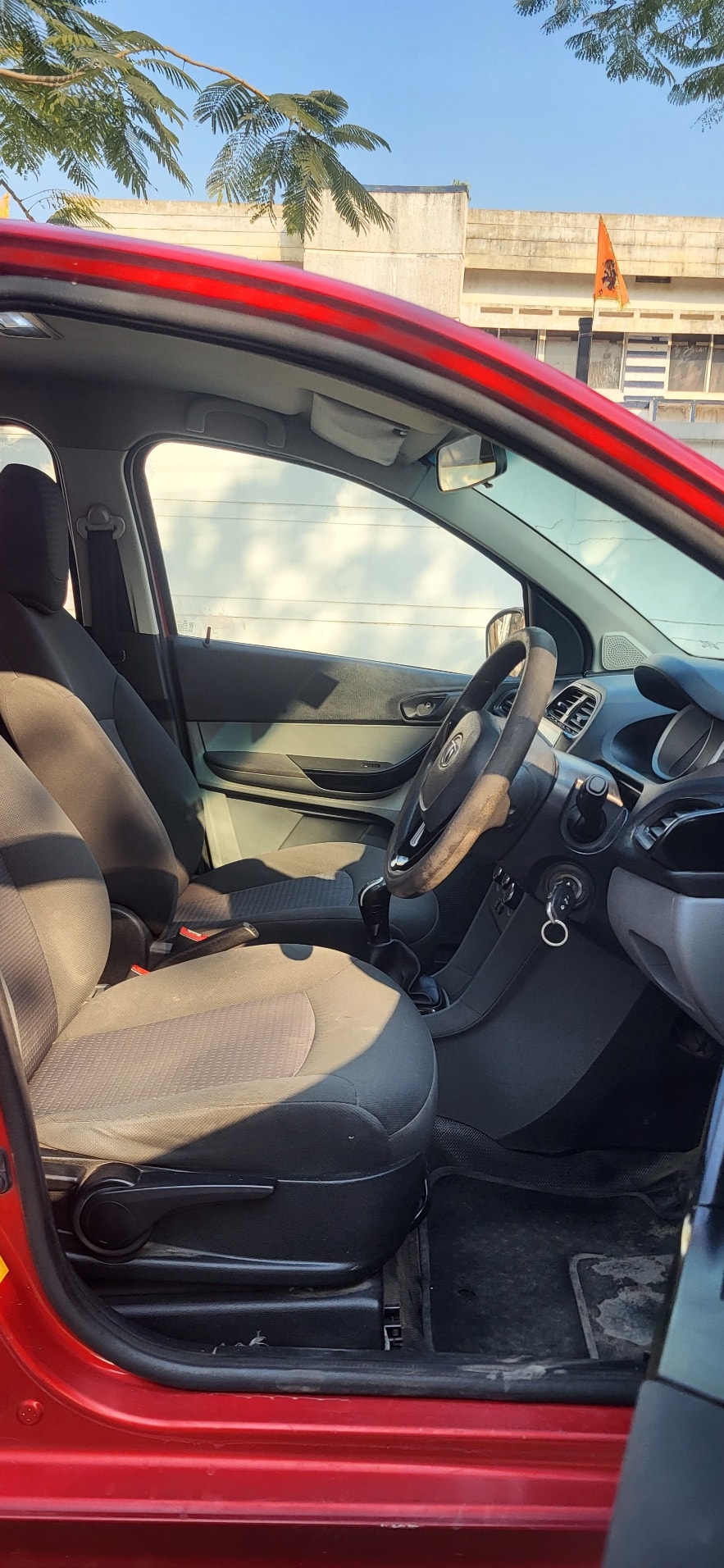 Tigor image 13 Tigor image 13