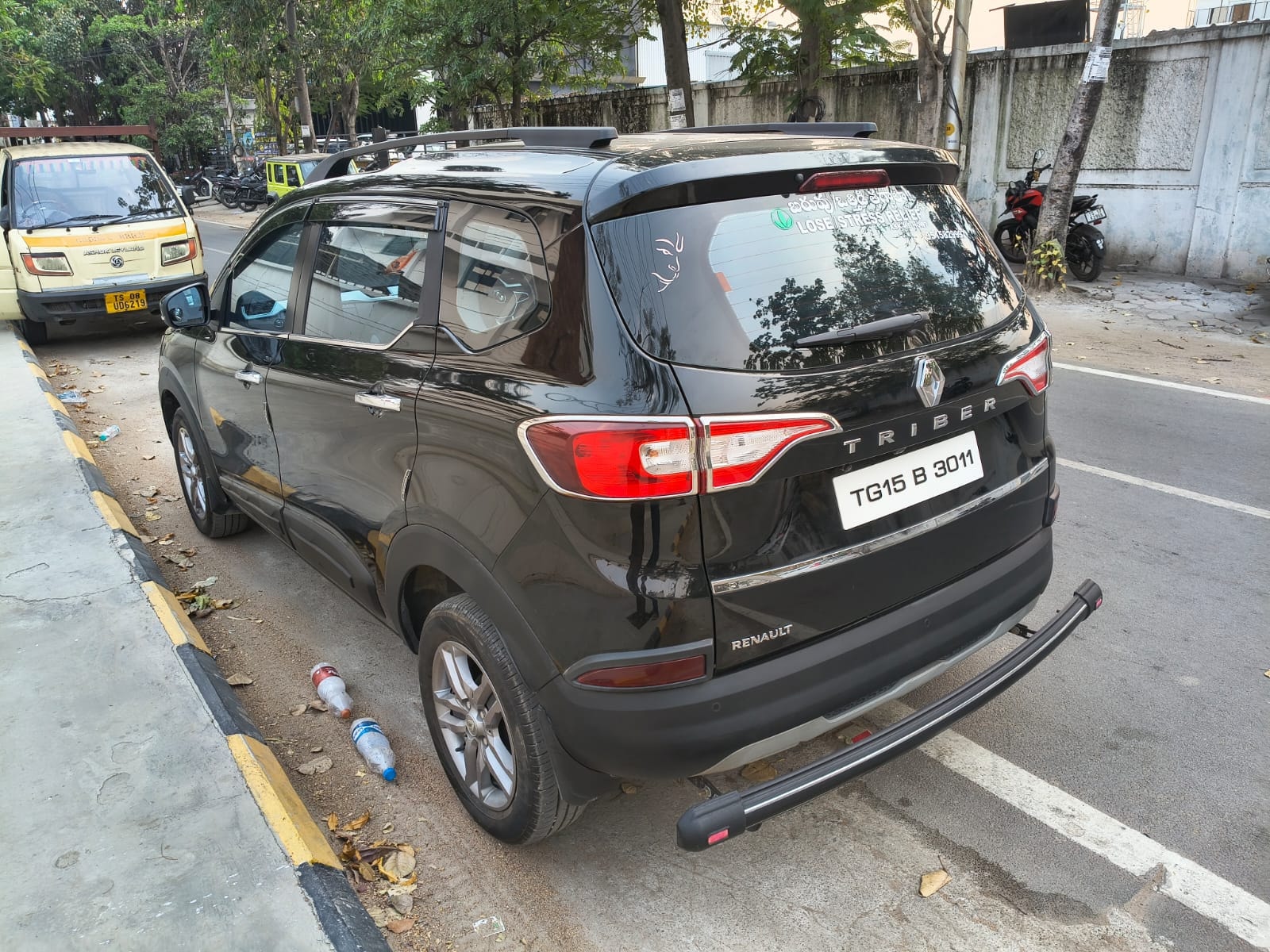 Used 2024 Renault Triber Used 2024 Renault Triber