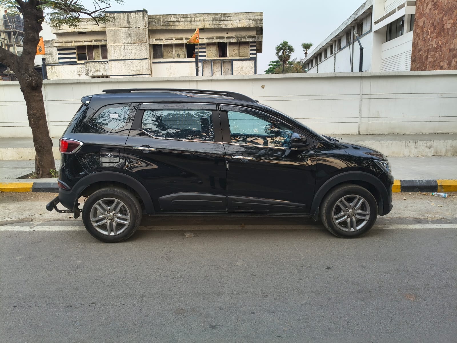 Used 2024 Renault Triber Used 2024 Renault Triber