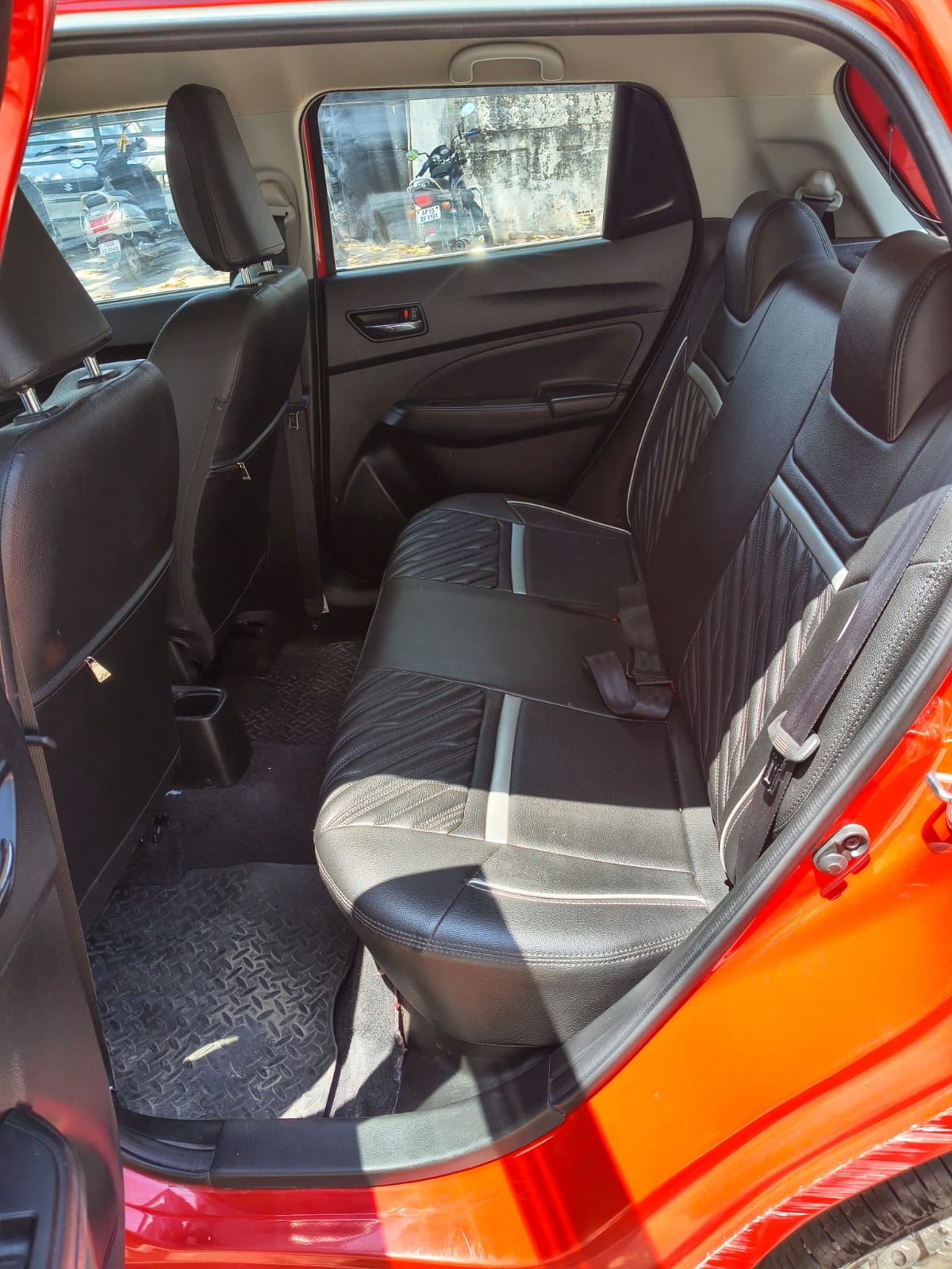 Swift image 16 Swift image 16