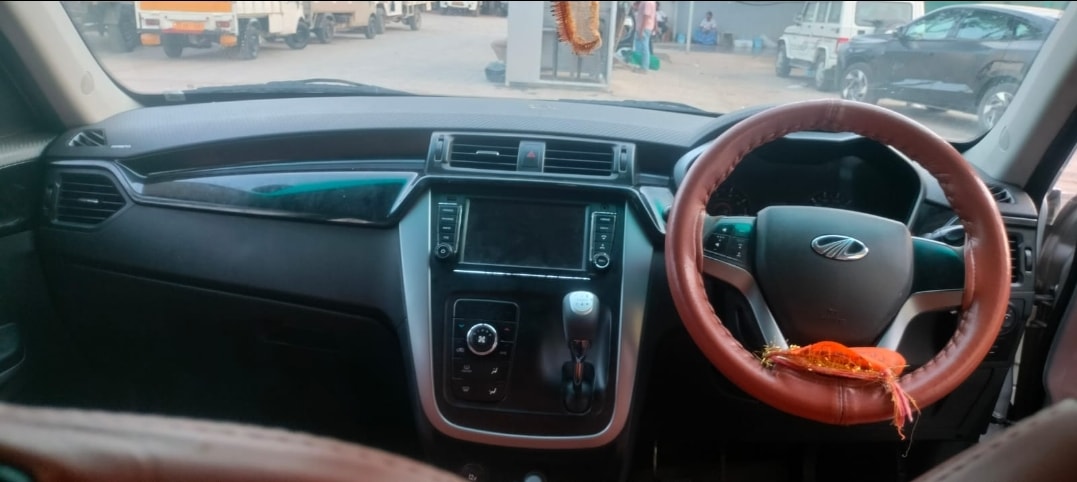 KUV100 image 8 KUV100 image 8