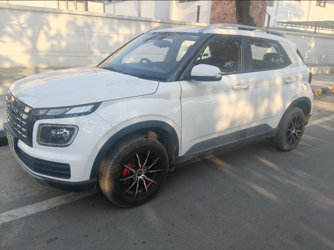 Used 2023 Hyundai Venue Used 2023 Hyundai Venue