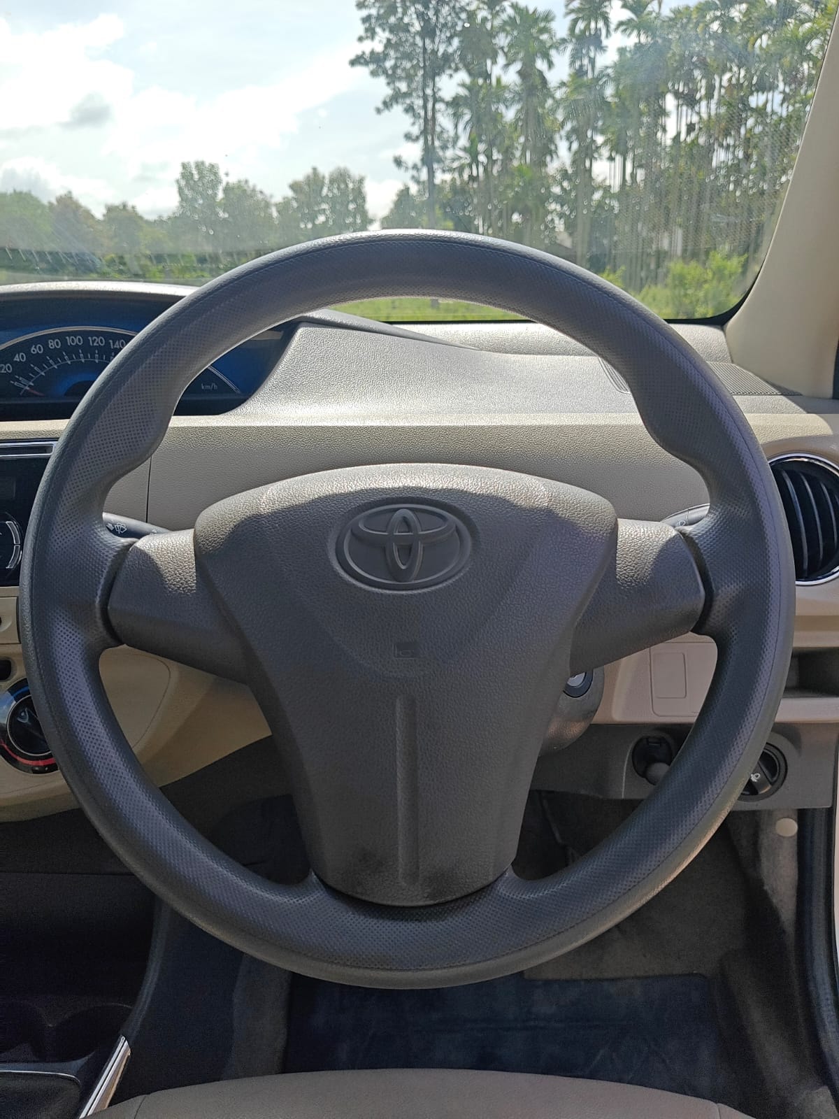 Used 2014 Toyota Etios Liva Used 2014 Toyota Etios Liva