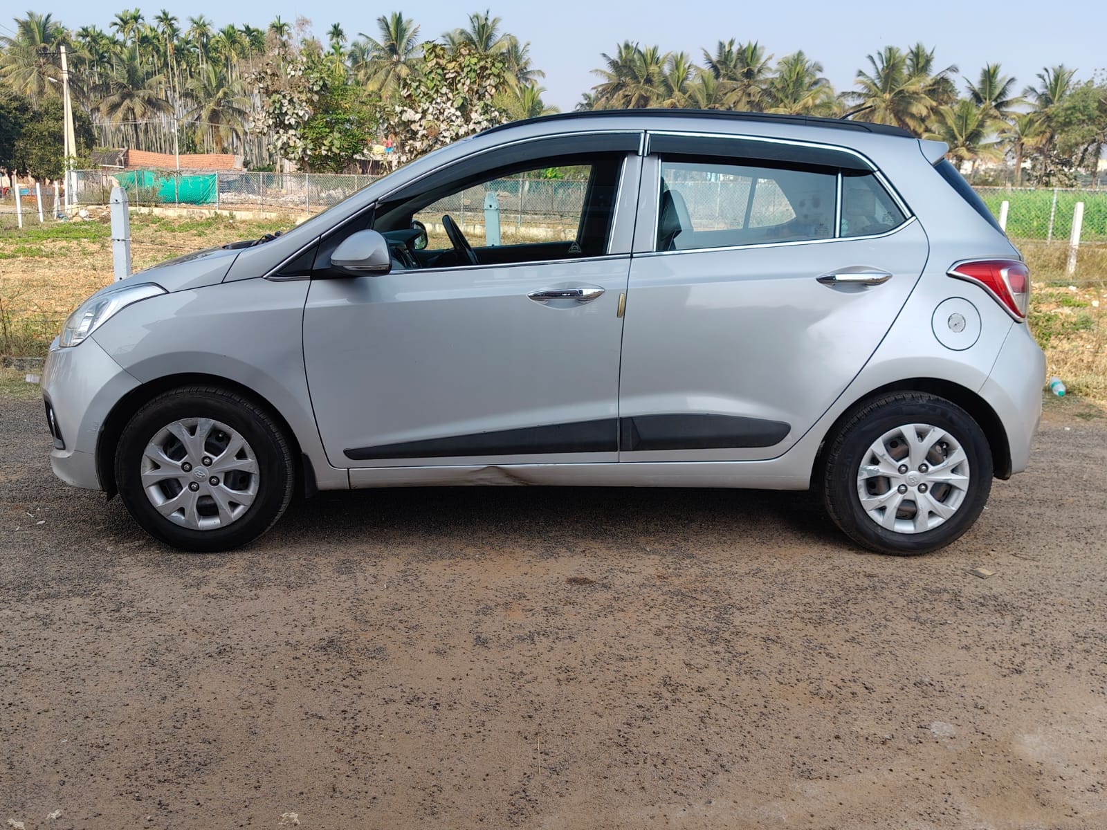 Used 2014 Hyundai Grand i10 Used 2014 Hyundai Grand i10