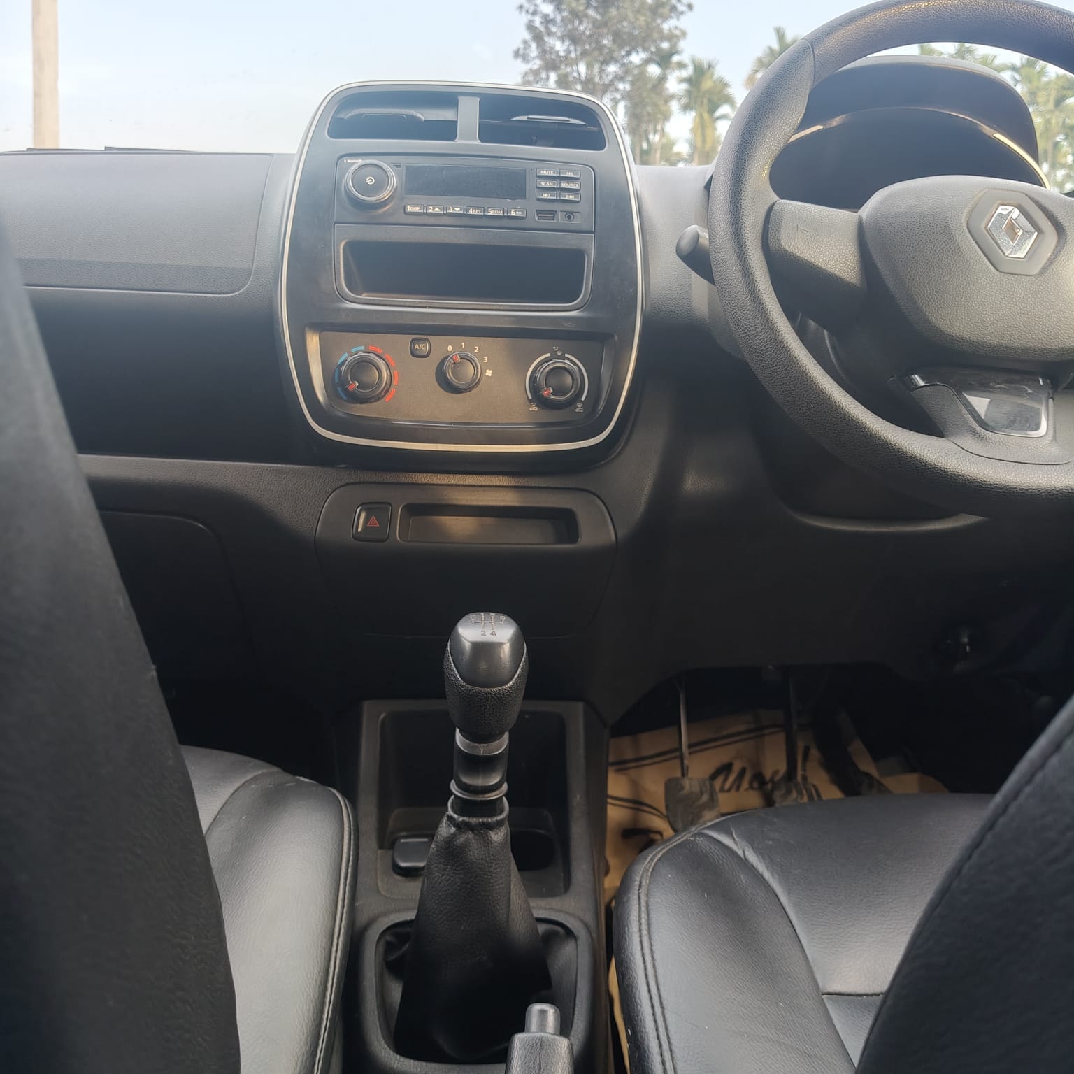 Kwid image 17 Kwid image 17