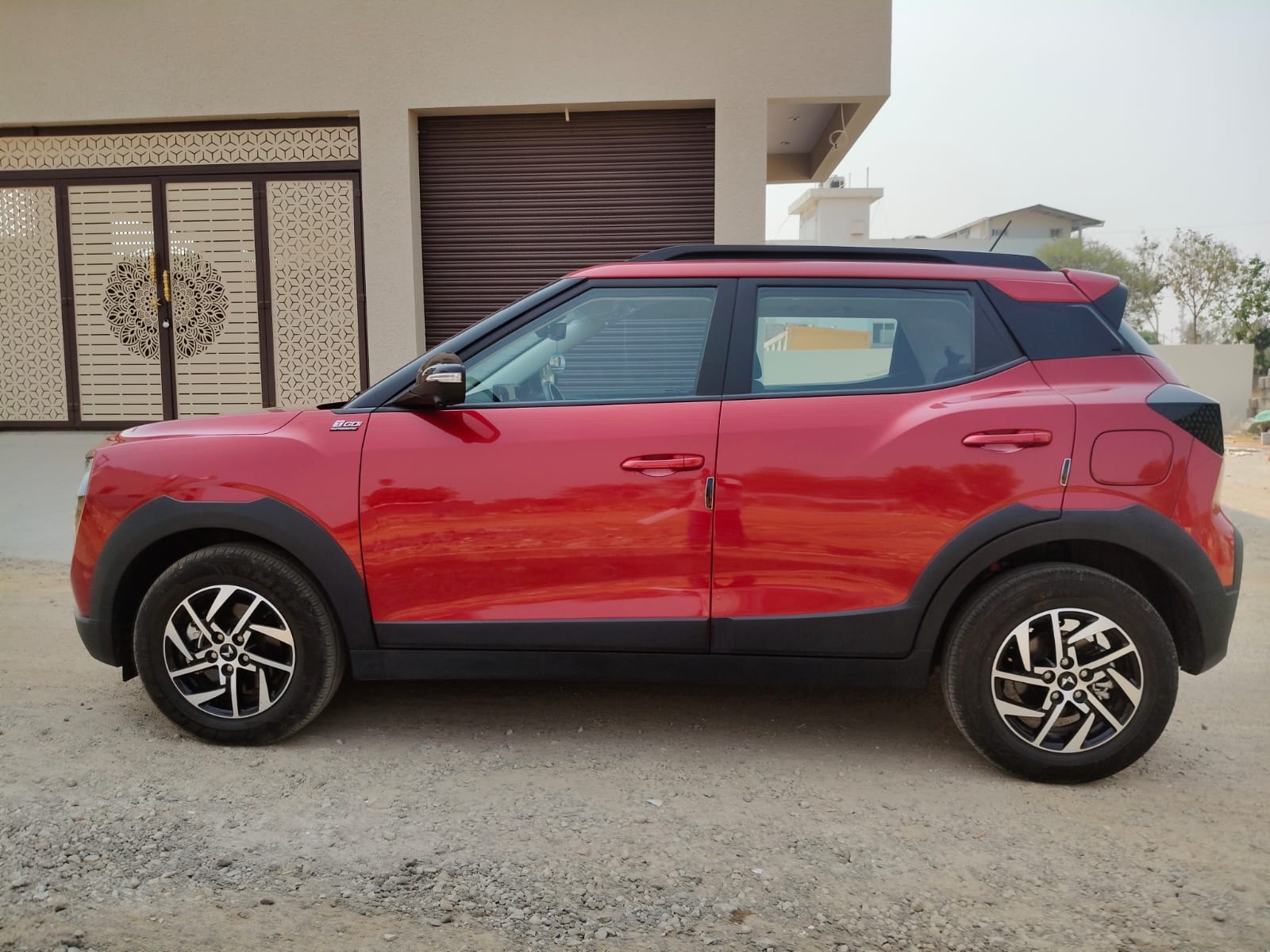 XUV 3XO image 2 XUV 3XO image 2