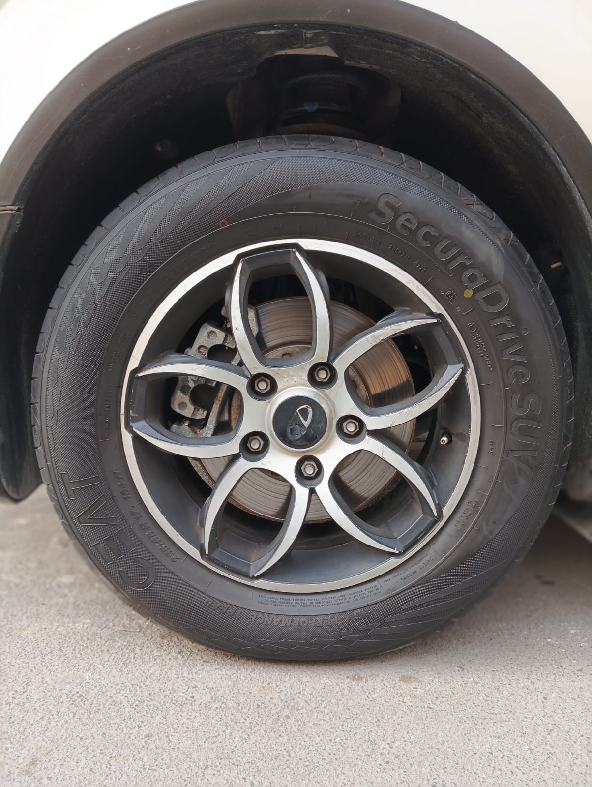 Used 2018 Mahindra XUV500 Used 2018 Mahindra XUV500