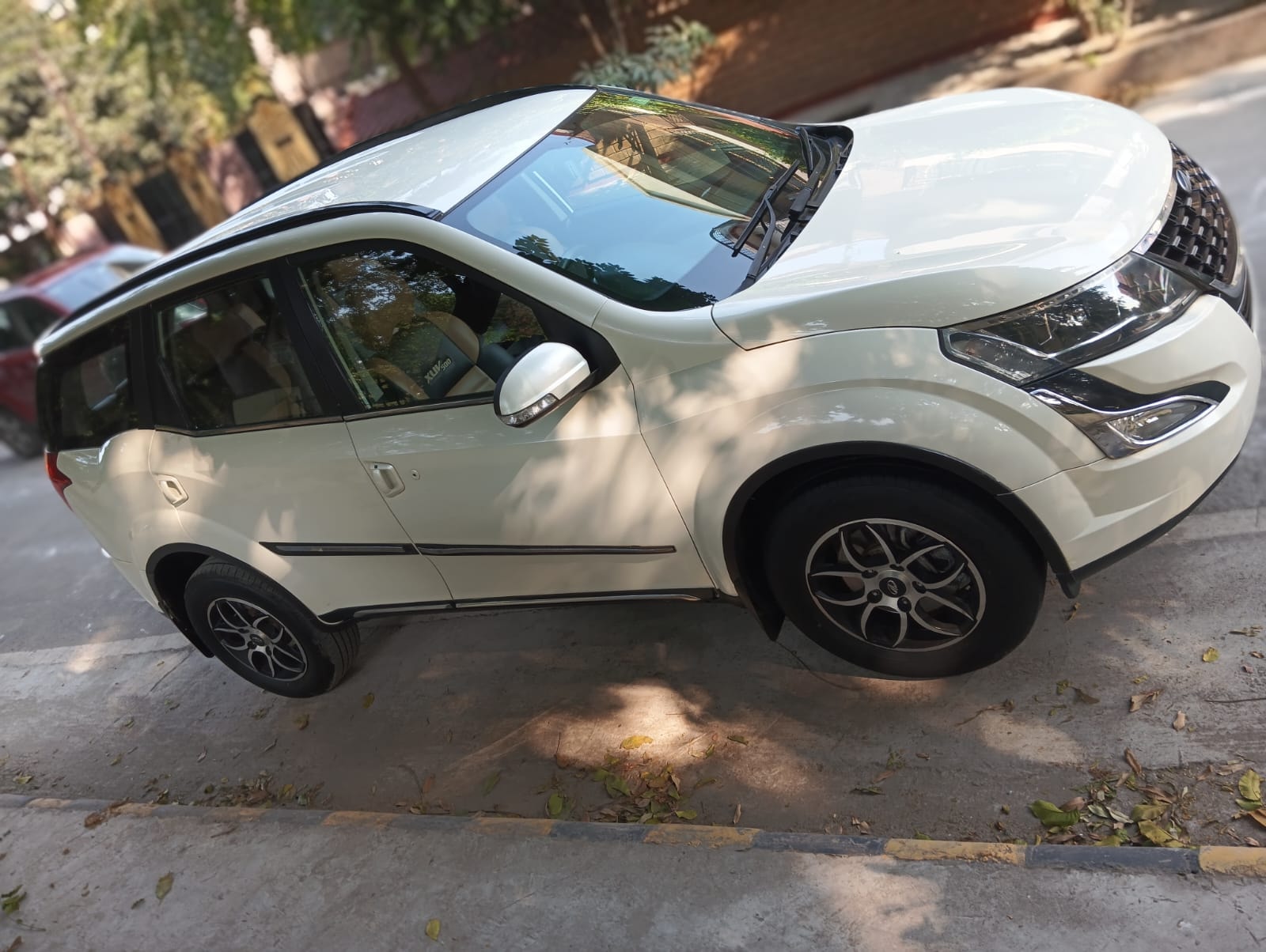 Used 2018 Mahindra XUV500 Used 2018 Mahindra XUV500