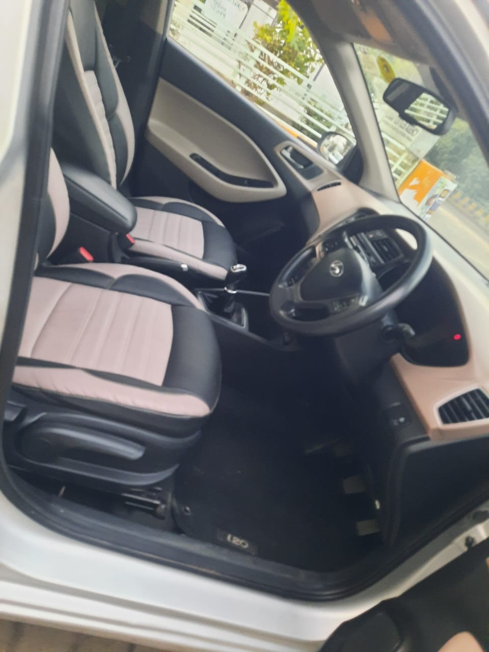 Used 2015 Hyundai i20 Active Used 2015 Hyundai i20 Active