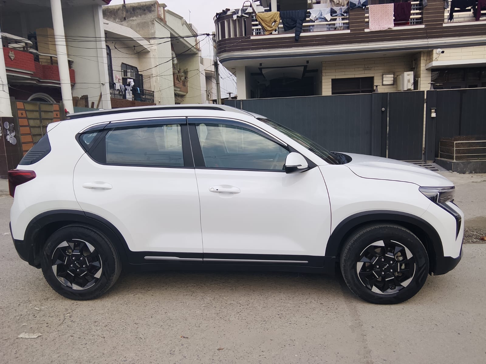 Used 2024 Kia Sonet Used 2024 Kia Sonet