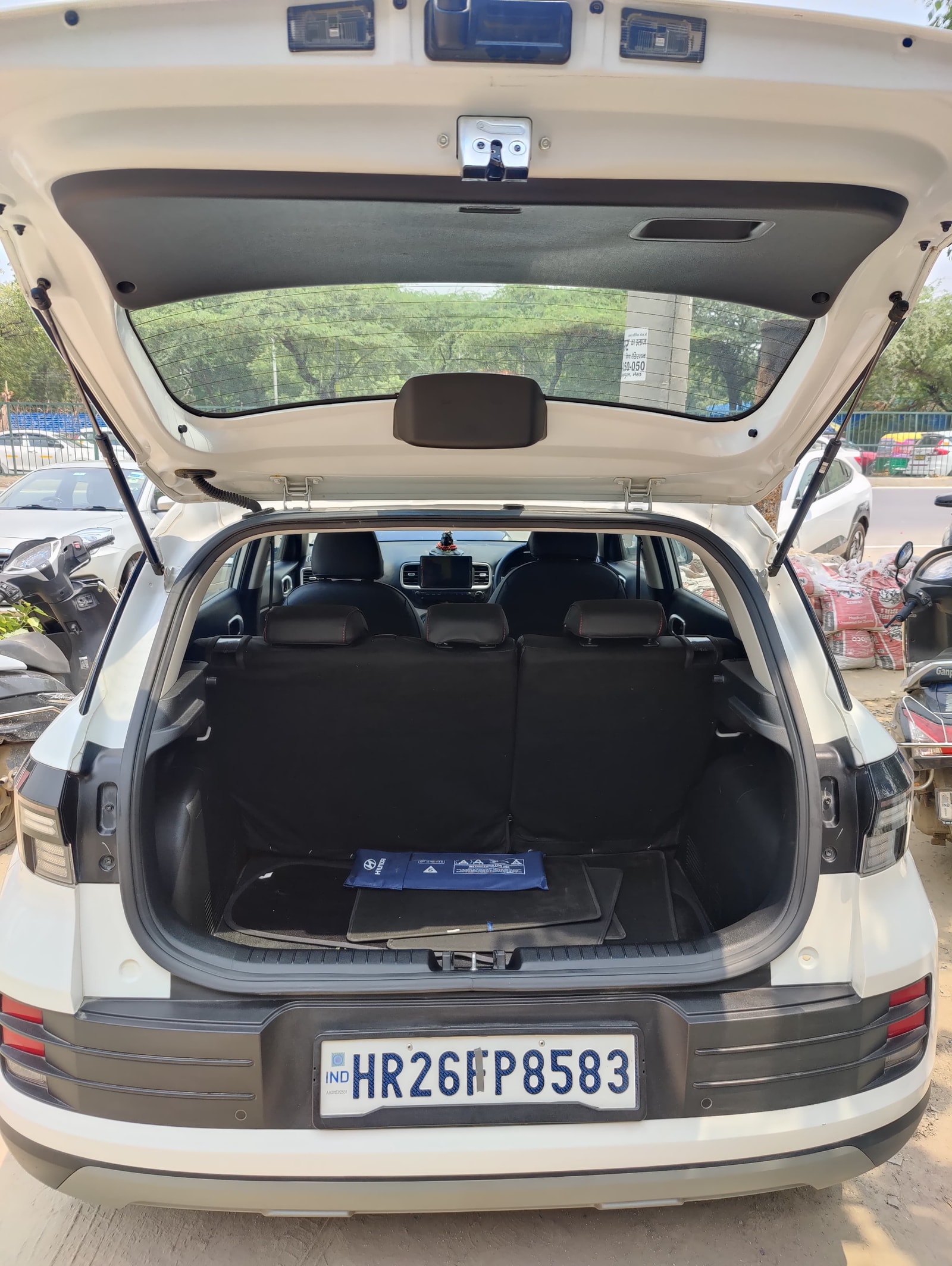 Used 2024 Hyundai Venue Used 2024 Hyundai Venue
