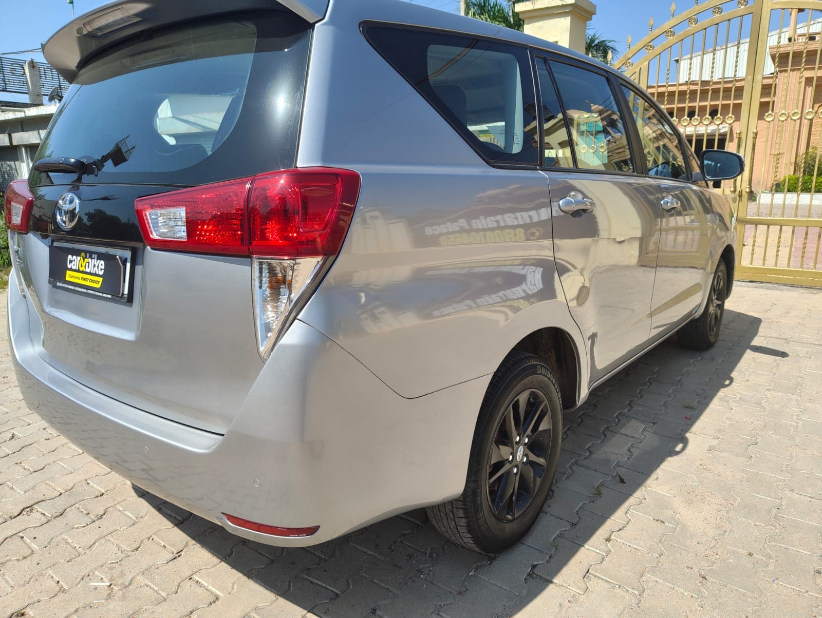 Innova Crysta image 3 Innova Crysta image 3