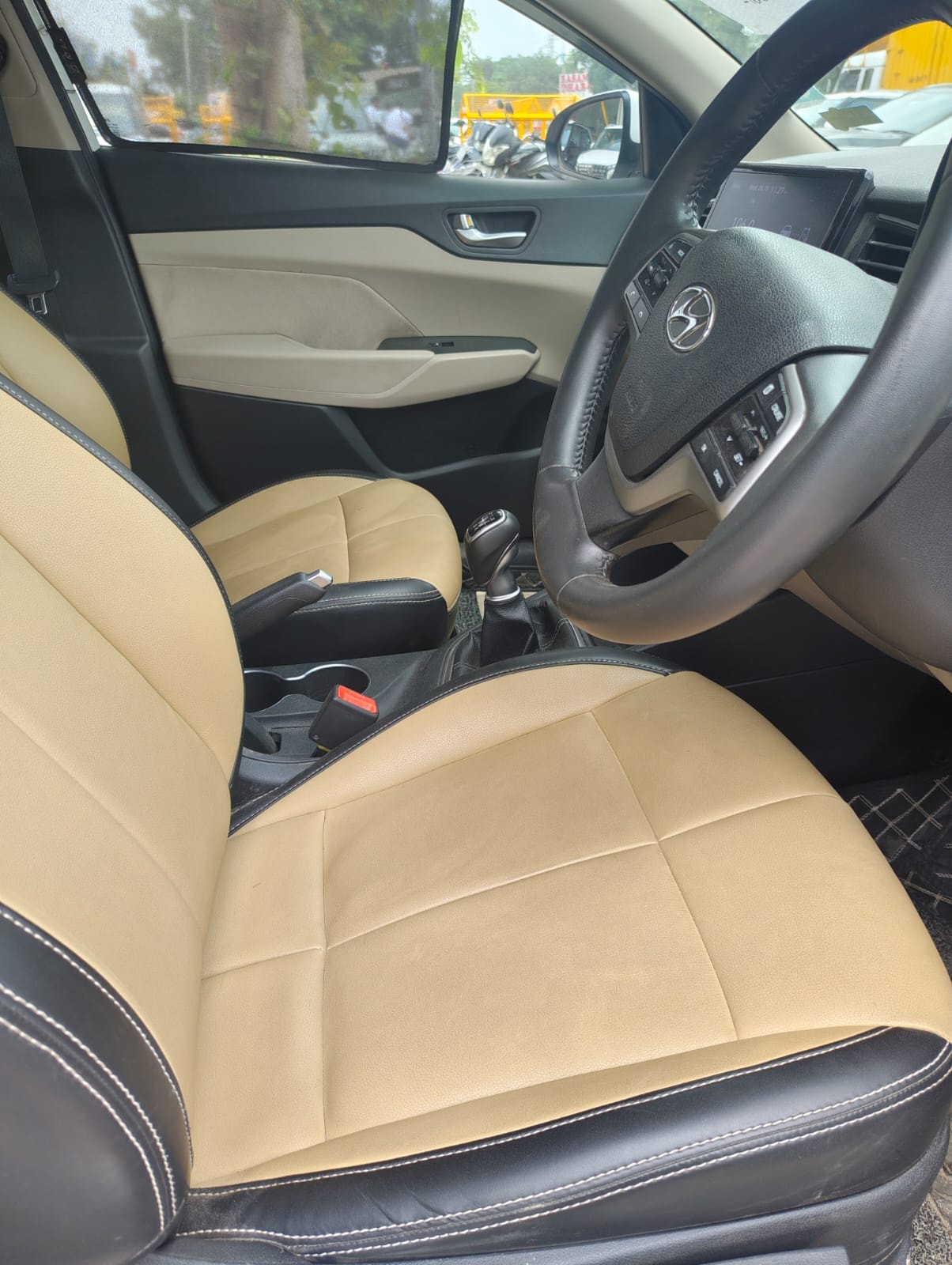 Used 2022 Hyundai Verna Used 2022 Hyundai Verna