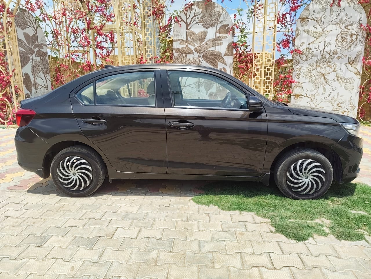 Amaze image 6 Amaze image 6