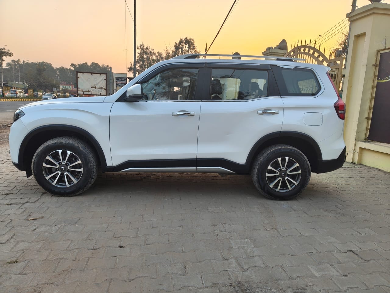 Used 2022 Mahindra Scorpio-N Used 2022 Mahindra Scorpio-N