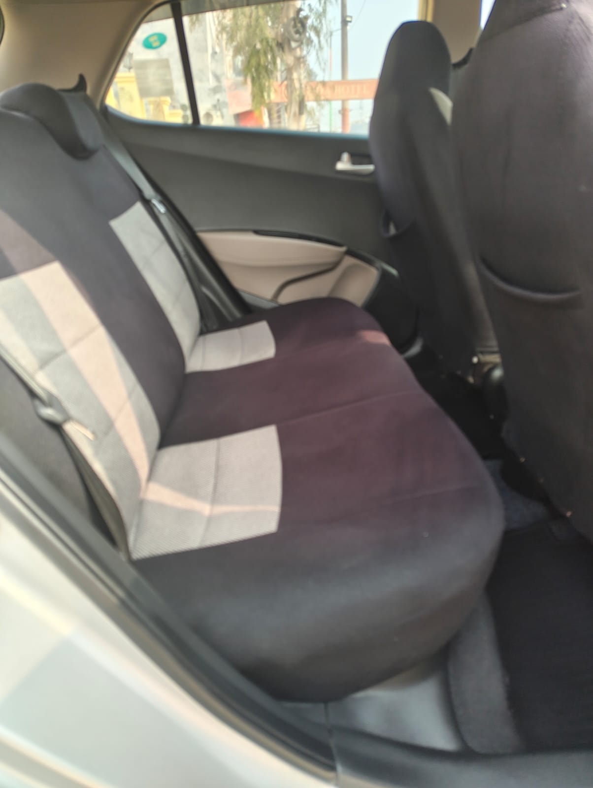 Used 2018 Hyundai Grand i10 Used 2018 Hyundai Grand i10