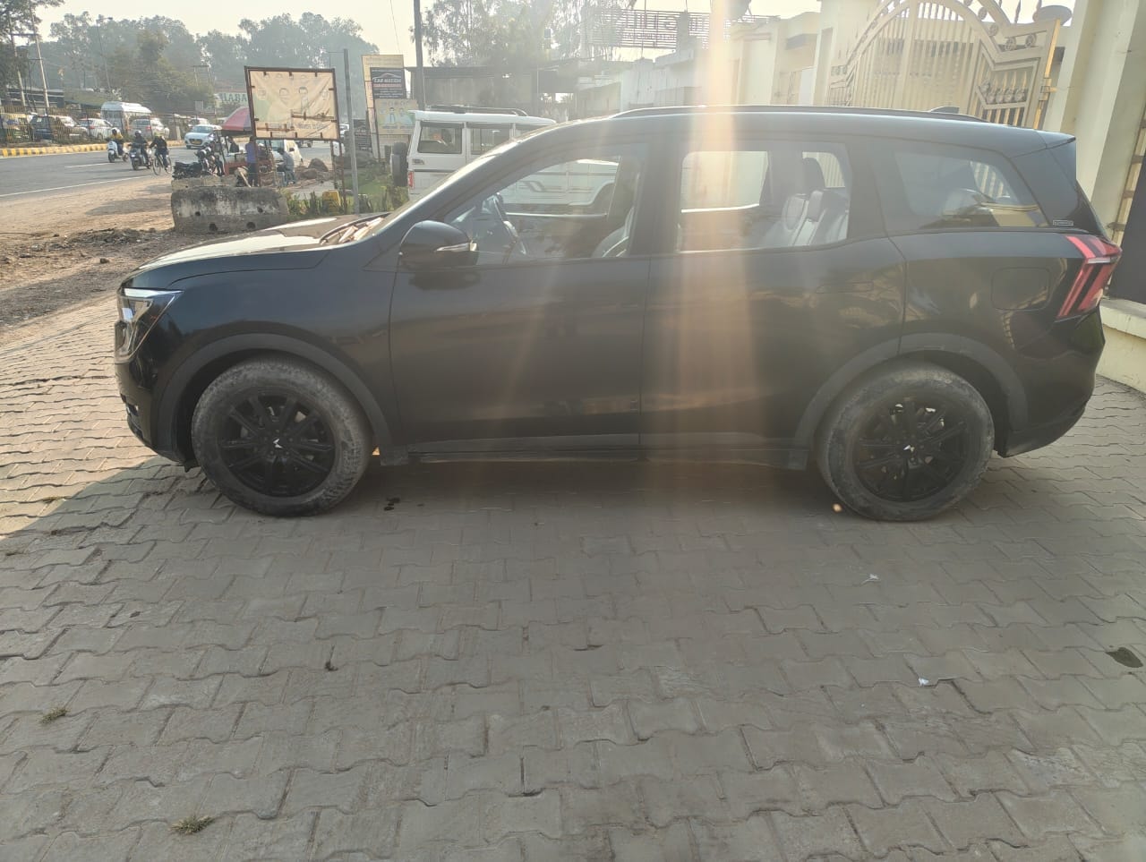 Used 2024 Mahindra XUV700 Used 2024 Mahindra XUV700